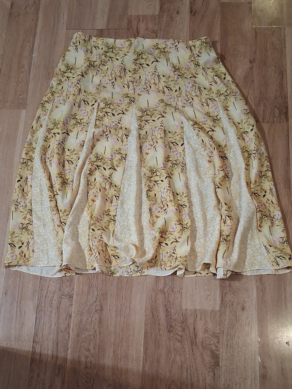 LC Lauren Conrad Flowy Light Yellow Floral Tiered Skirt NWOT